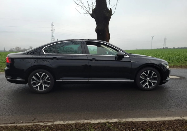 Volkswagen Passat cena 78359 przebieg: 253000, rok produkcji 2018 z Nekla małe 631